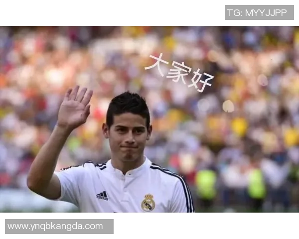 足球明星们的爱心表情包大集合让你瞬间感受温暖与激情